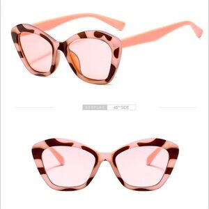 T&J DESIGN CAT EYE PINK LEOPARD SUNGLASSES WOMEN